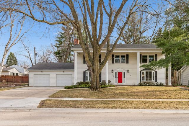 1812 7th Street SW, Rochester, MN 55902