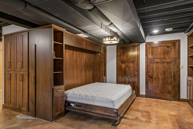 1812 7th Street SW, Rochester, MN 55902