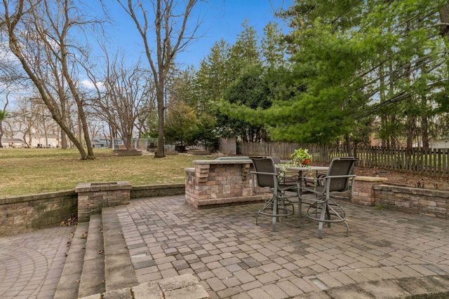 1812 7th Street SW, Rochester, MN 55902