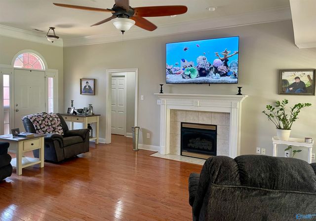 176 Forest Home Drive, Trinity, AL 35673