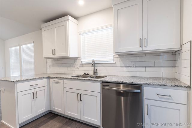 120 S 26th Street, Collinsville, OK 74021