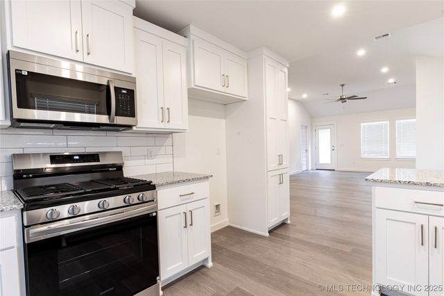 120 S 26th Street, Collinsville, OK 74021