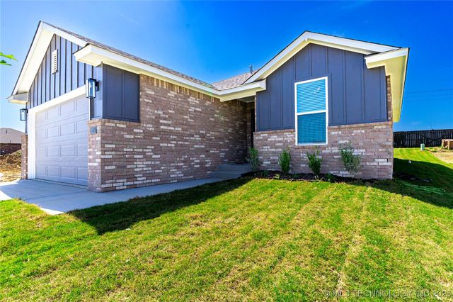 120 S 26th Street, Collinsville, OK 74021