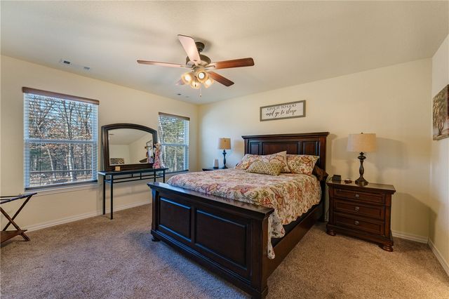 12627 Lodge Drive, Garfield, AR 72732