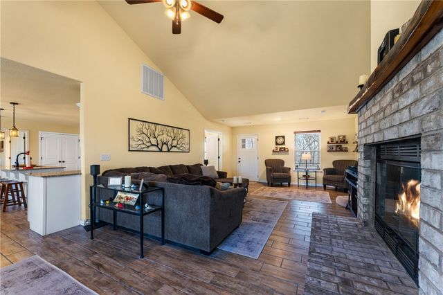 12627 Lodge Drive, Garfield, AR 72732