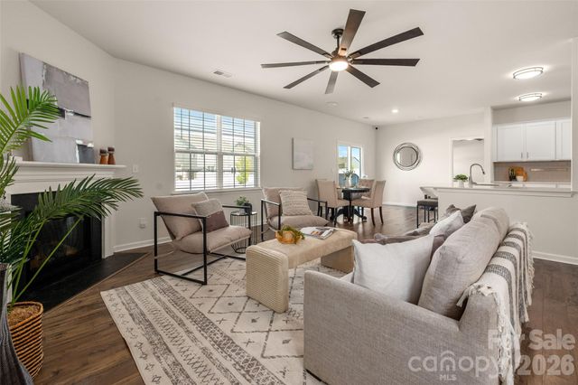 9529 Cotswood Place, Gastonia, NC 28056