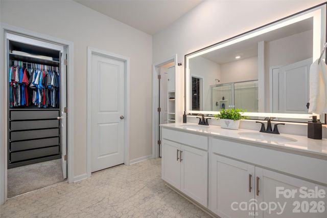 9529 Cotswood Place, Gastonia, NC 28056