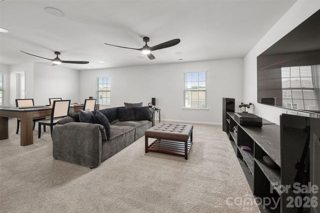 9529 Cotswood Place, Gastonia, NC 28056