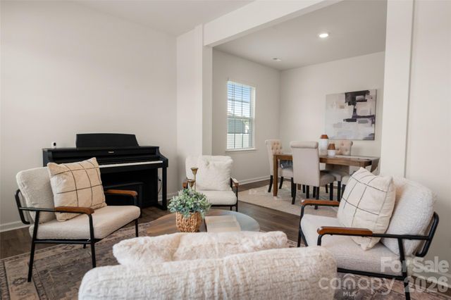 9529 Cotswood Place, Gastonia, NC 28056
