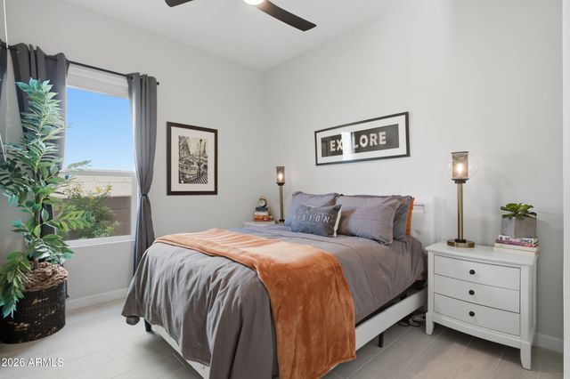 6032 E LONE CACTUS Drive, Phoenix, AZ 85054