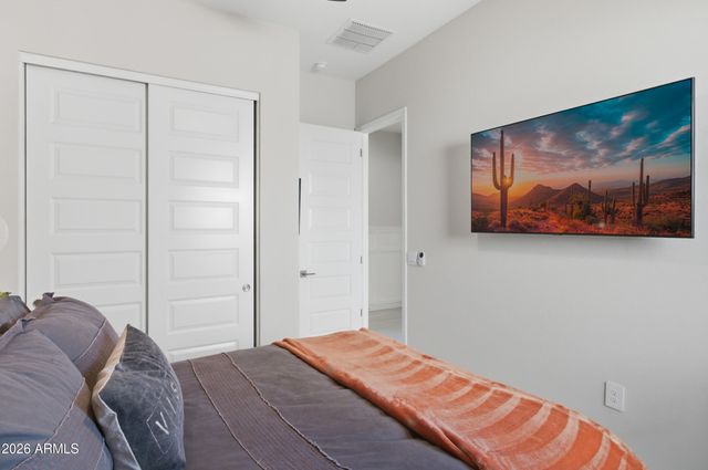 6032 E LONE CACTUS Drive, Phoenix, AZ 85054