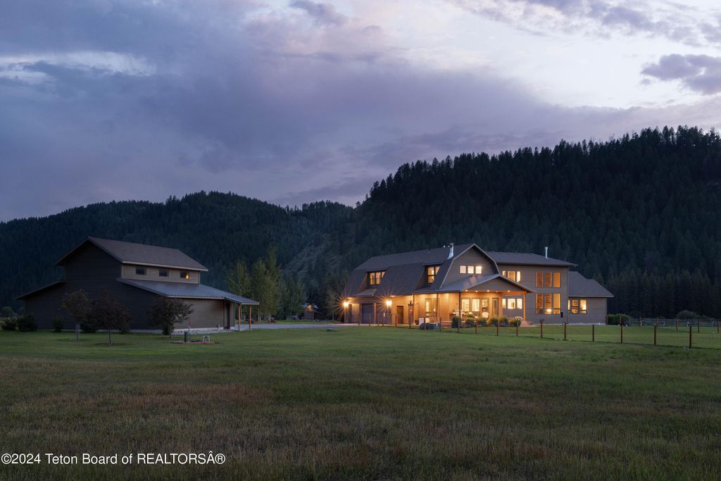 293 SALT RIVER RANCH Lane, Thayne, WY 83127 photo 11