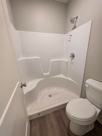 393 Trails End Ct, Goddard, KS 67052