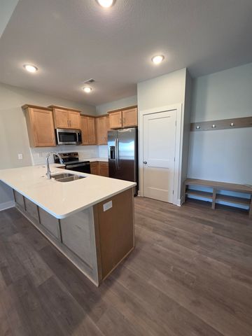 393 Trails End Ct, Goddard, KS 67052