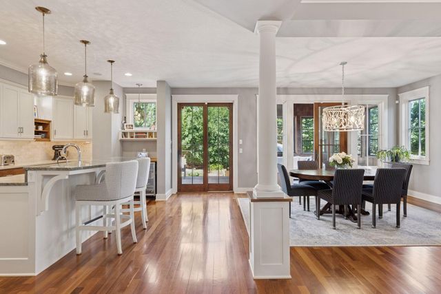 2414 W 42nd Street, Minneapolis, MN 55410