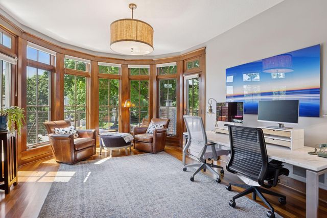 2414 W 42nd Street, Minneapolis, MN 55410