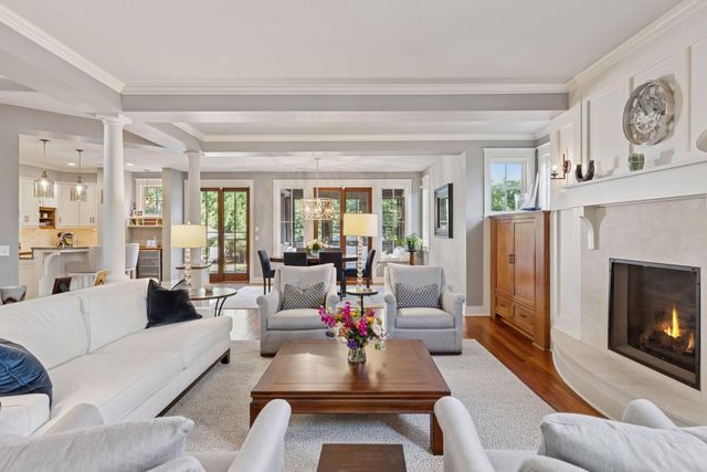 2414 W 42nd Street, Minneapolis, MN 55410