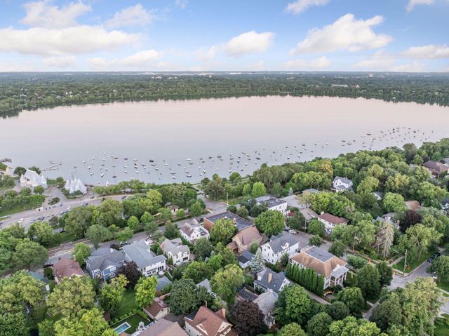 2414 W 42nd Street, Minneapolis, MN 55410