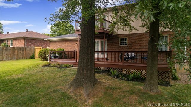 3609 Doe Run Way, New Albany, IN 47150