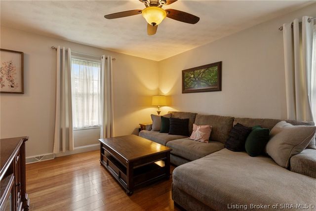 3609 Doe Run Way, New Albany, IN 47150