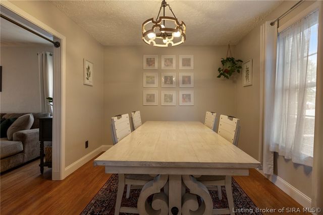 3609 Doe Run Way, New Albany, IN 47150
