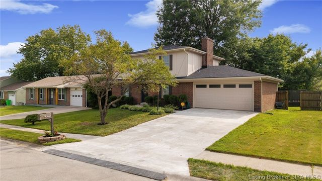 3609 Doe Run Way, New Albany, IN 47150