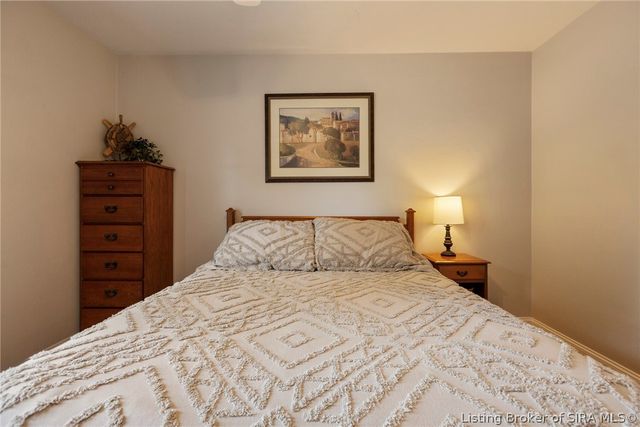 3609 Doe Run Way, New Albany, IN 47150