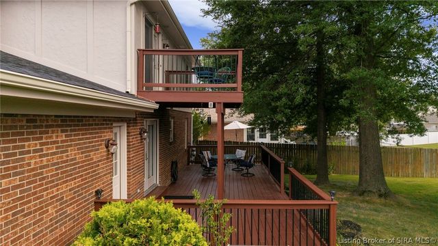 3609 Doe Run Way, New Albany, IN 47150