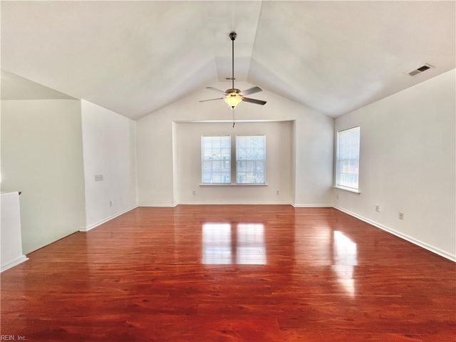1236 Duke Of Suffolk, Chesapeake, VA 23320