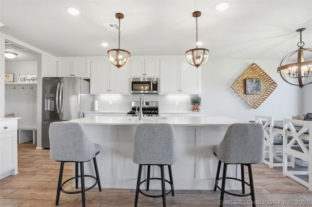 3456 E 154th Street S, Bixby, OK 74008