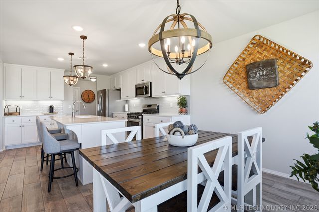 3456 E 154th Street S, Bixby, OK 74008