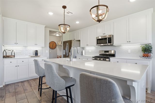 3456 E 154th Street S, Bixby, OK 74008
