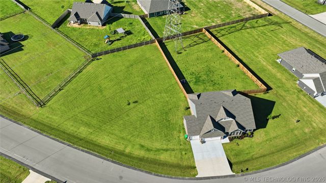 3456 E 154th Street S, Bixby, OK 74008
