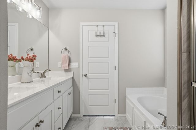 3456 E 154th Street S, Bixby, OK 74008
