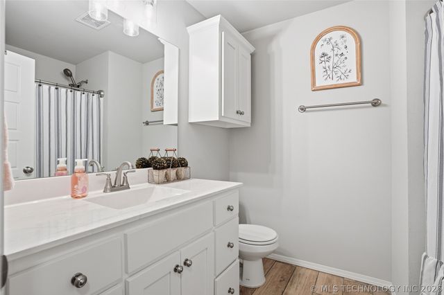 3456 E 154th Street S, Bixby, OK 74008