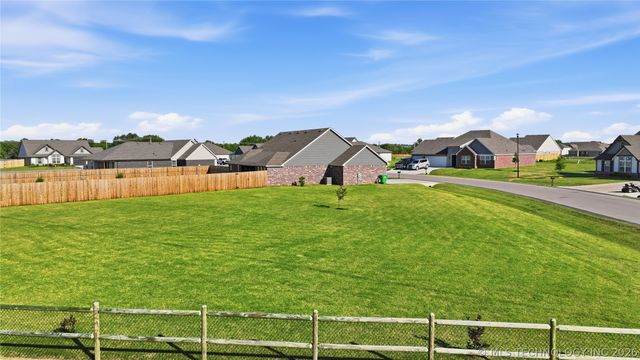 3456 E 154th Street S, Bixby, OK 74008