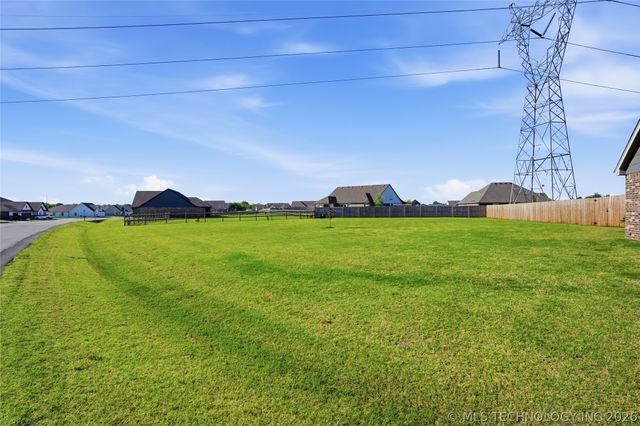 3456 E 154th Street S, Bixby, OK 74008