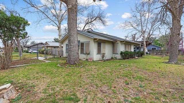 310 Randolph, Schertz, TX 78154