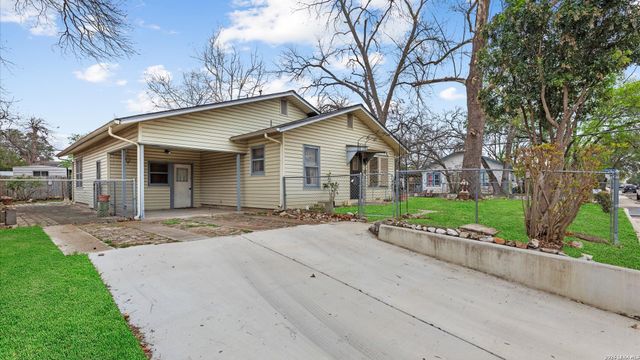 310 Randolph, Schertz, TX 78154