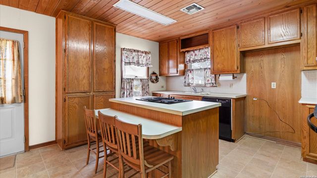 310 Randolph, Schertz, TX 78154