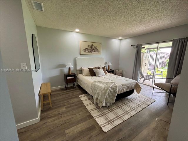 16831 SW 139th Pl, Miami, FL 33177