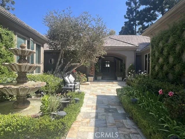 30 Burning Tree Lane, Newport Beach, CA 92660