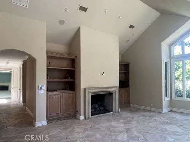 30 Burning Tree Lane, Newport Beach, CA 92660