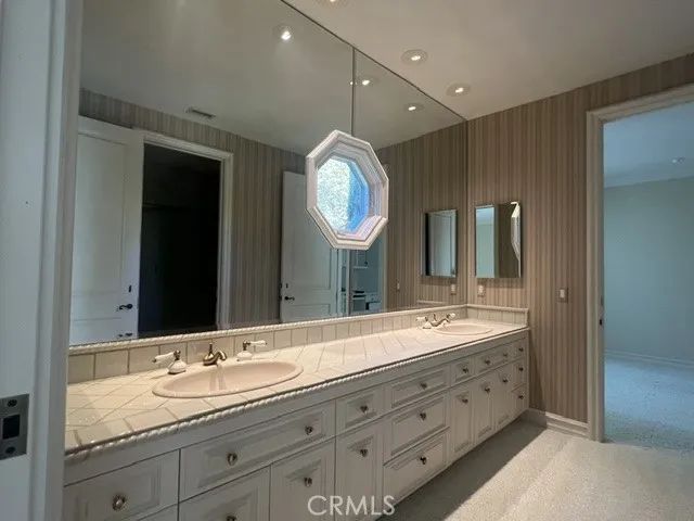 30 Burning Tree Lane, Newport Beach, CA 92660