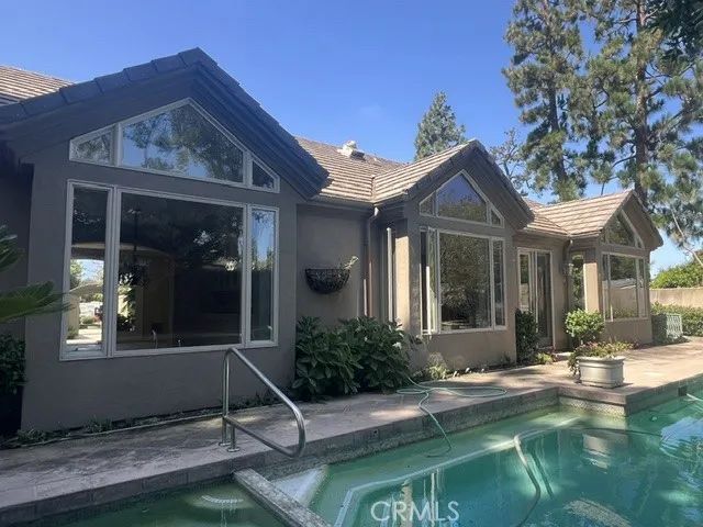 30 Burning Tree Lane, Newport Beach, CA 92660