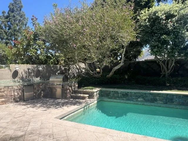 30 Burning Tree Lane, Newport Beach, CA 92660