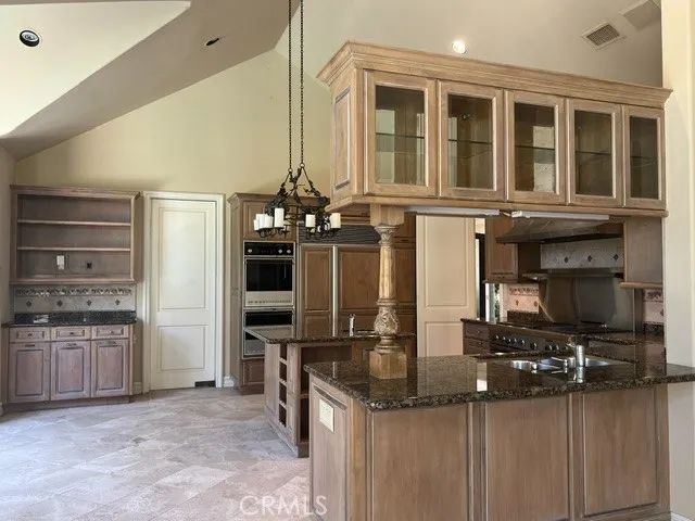 30 Burning Tree Lane, Newport Beach, CA 92660