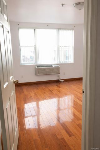37-40 103RD S1A, Corona, NY 11368