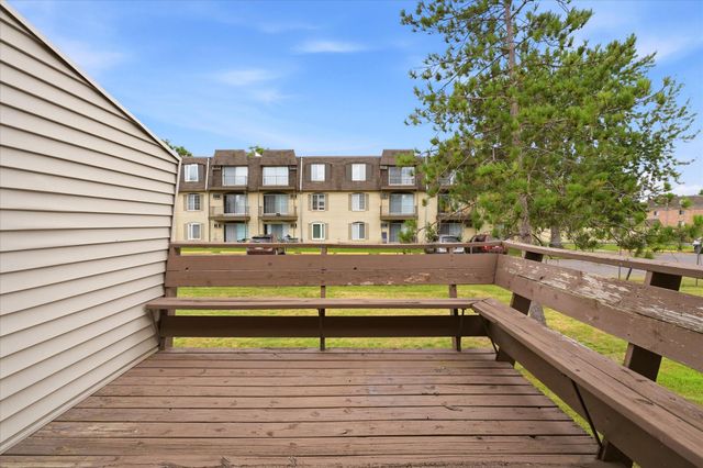 5215 84th Court N, Brooklyn Park, MN 55443