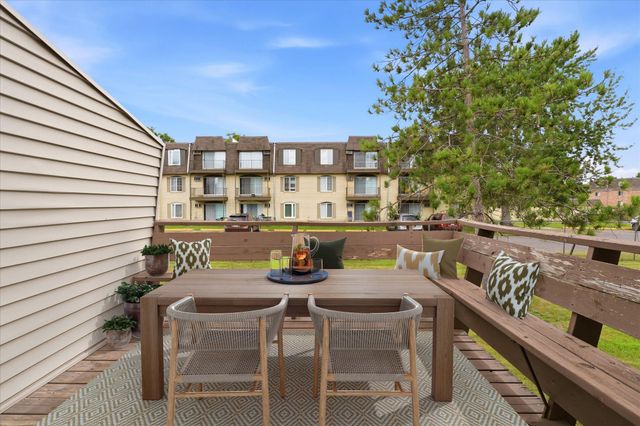 5215 84th Court N, Brooklyn Park, MN 55443